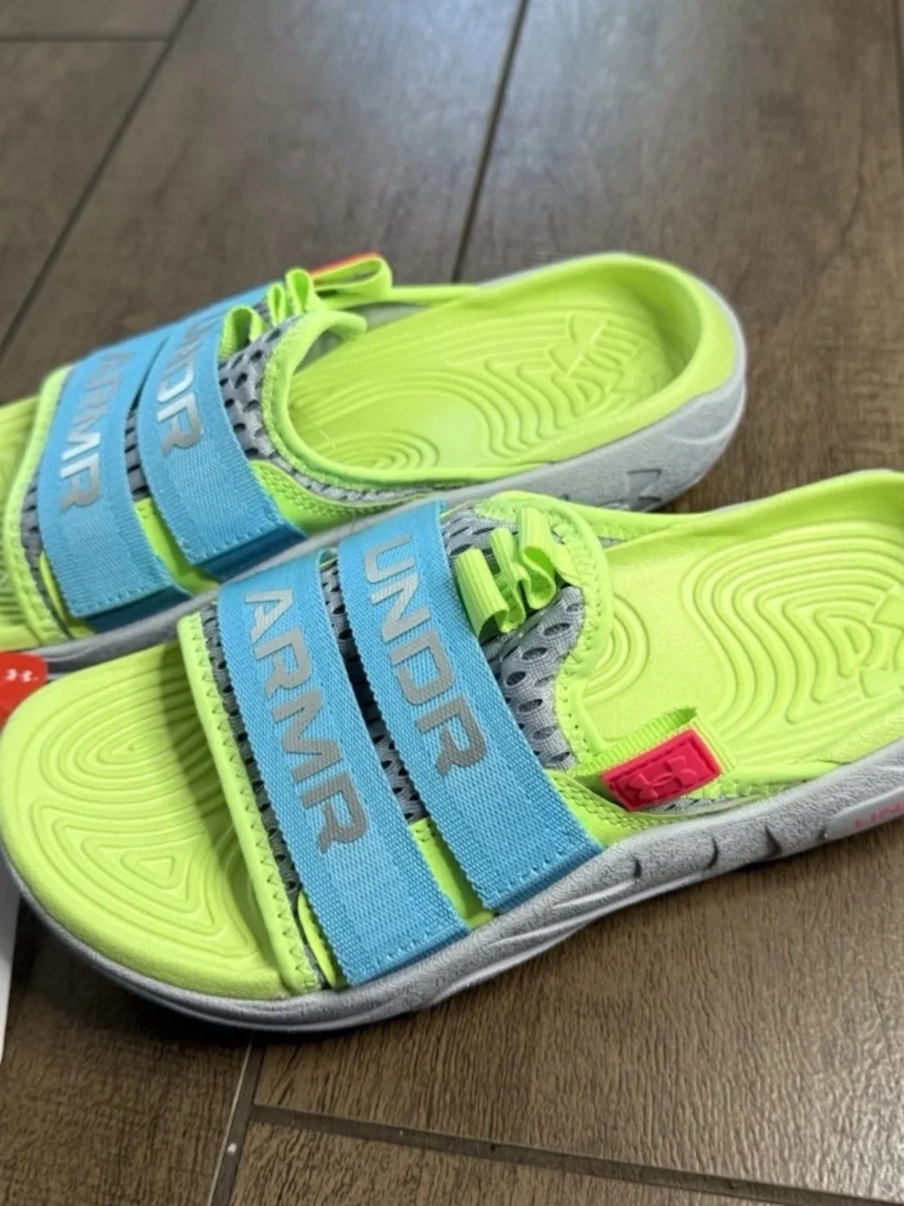 Under Armour sporty kids